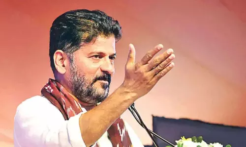 Alert Telangana: VB-G Ramji చట్టం గ్రామీణ జీవనాన్ని ఏలా ప్రభావితం చేస్తుంది? Alert Telangana: VB-G Ramji చట్టం గ్రామీణ జీవనాన్ని ఏలా ప్రభావితం చేస్తుంది?