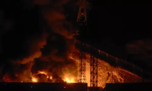 Venezuela Under Fire: ట్రంప్ ఎయిర్‌స్ట్రైక్స్ ప్రకటించారు, మడురో అరెస్టు చేయబడ్డారు