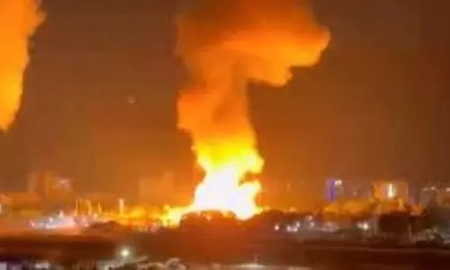 Venezuela: వెనిజులాపై అమెరికా మెరుపుదాడులు.. 40 మంది మృతి, అధ్యక్షుడు మదురో అమెరికాకు తరలింపు..!!