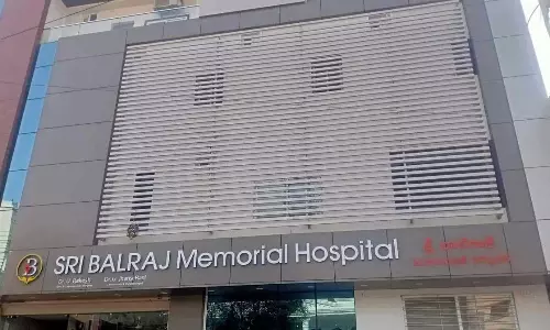 Armoor: వైద్యుల నిర్లక్ష్యం.. గర్భిణీ మృతి Armoor: వైద్యుల నిర్లక్ష్యం.. గర్భిణీ మృతి