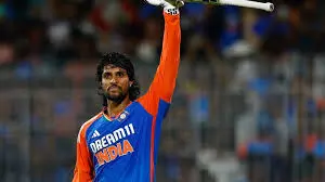 Tilak Varma: పాక్ గడ్డపై పోరాడిన తెలుగబ్బాయ్.. గురువు కోసం ప్రాణాలకు తెగించిన తిలక్ వర్మ రియల్ స్టోరీ! Tilak Varma: పాక్ గడ్డపై పోరాడిన తెలుగబ్బాయ్.. గురువు కోసం ప్రాణాలకు తెగించిన తిలక్ వర్మ రియల్ స్టోరీ!