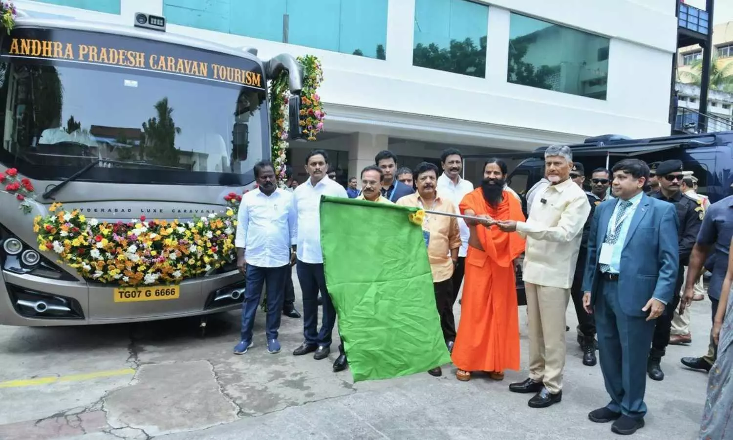 AP Caravan Tourism: 2026లో ప్రత్యేక సంక్రాంతి రూట్స్ & లగ్జరీ ప్యాకేజీలు… మిస్ అవ్వకండి! AP Caravan Tourism: 2026లో ప్రత్యేక సంక్రాంతి రూట్స్ & లగ్జరీ ప్యాకేజీలు… మిస్ అవ్వకండి!
