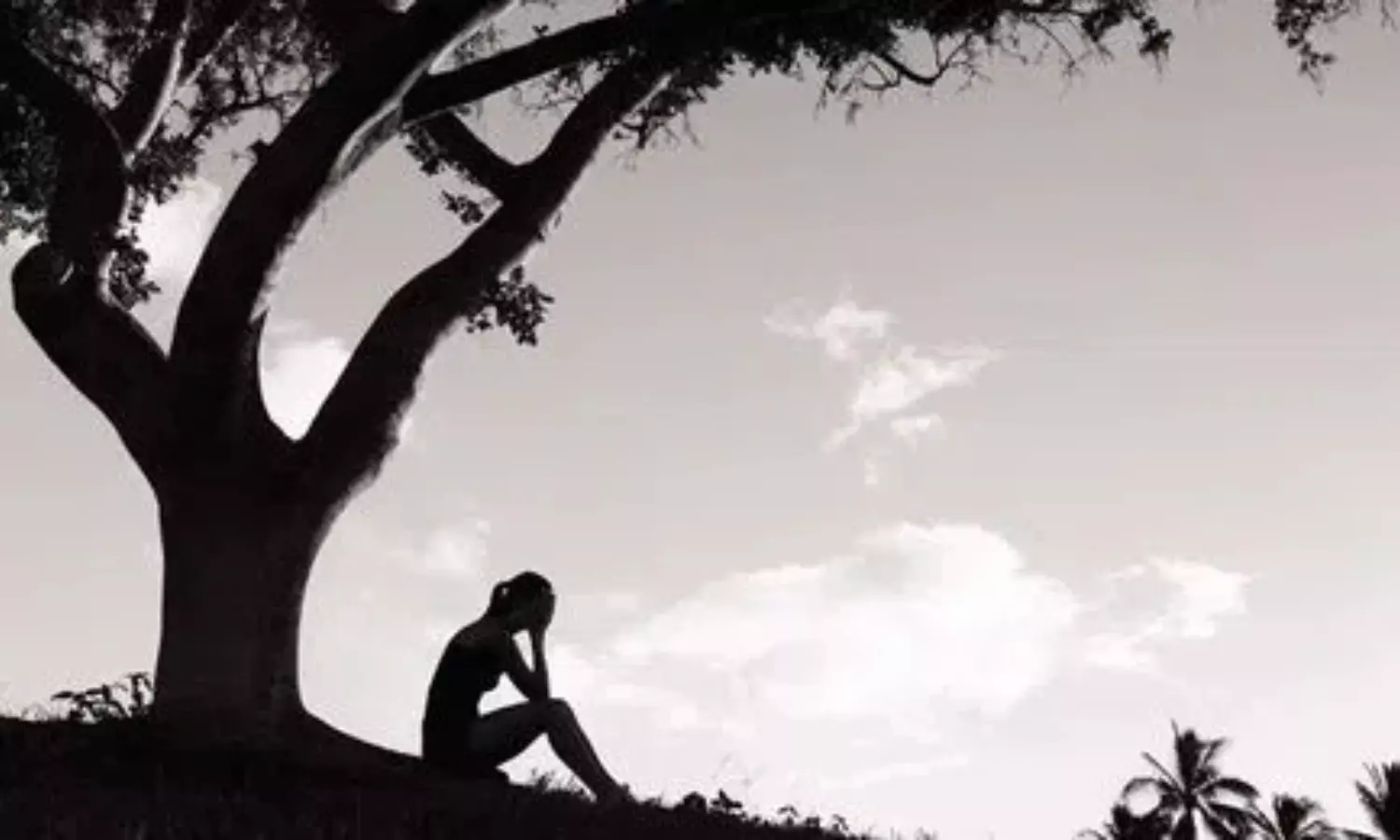 Suicidal Thoughts: ఈ నెలలోనే సూసైడల్ థాట్స్ ఎక్కువగా వస్తాయా? పరిశోధనలో షాకింగ్ నిజాలు Suicidal Thoughts: ఈ నెలలోనే సూసైడల్ థాట్స్ ఎక్కువగా వస్తాయా? పరిశోధనలో షాకింగ్ నిజాలు