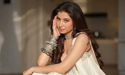 Sara Arjun: ప్రభాస్‌, విజయ్‌లను వెనక్కినెట్టి టాప్‌లో నిలిచిన ధురంధర్ బ్యూటీ..!