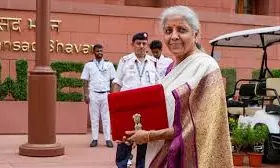 Union Budget 2026: నిర్మలమ్మ పద్దు.. సామాన్యుడికి సొంతింటి ‘అదృష్టం’ దక్కేనా? మధ్యతరగతి ఆశలన్నీ ఆ ప్రకటనపైనే!