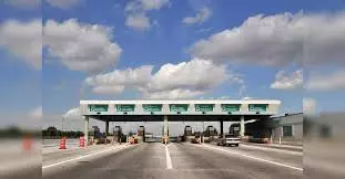 Pantangi: టోల్గేట్ వద్ద ఇక ‘నో వెయిటింగ్’.. దూసుకెళ్లిపోవచ్చు! శాటిలైట్ టెక్నాలజీతో NHAI మాస్టర్ ప్లాన్ Pantangi: టోల్గేట్ వద్ద ఇక ‘నో వెయిటింగ్’.. దూసుకెళ్లిపోవచ్చు! శాటిలైట్ టెక్నాలజీతో NHAI మాస్టర్ ప్లాన్