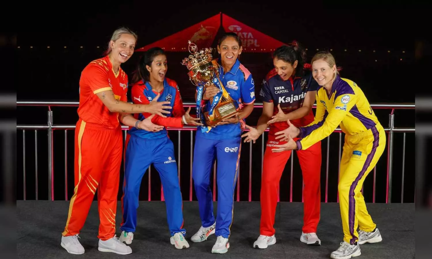 WPL 2026: మహిళల ప్రీమియర్ లీగ్ వచ్చేసింది! పూర్తి షెడ్యూల్, జట్ల వివరాలు ఇవే! WPL 2026: మహిళల ప్రీమియర్ లీగ్ వచ్చేసింది! పూర్తి షెడ్యూల్, జట్ల వివరాలు ఇవే!