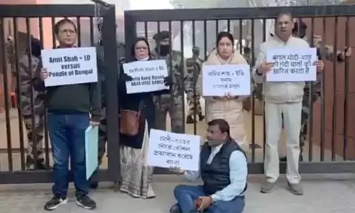 Trinamool MPs Protest: అమిత్ షా కార్యాలయం ముందు టీఎంసీ ఎంపీల ఆందోళన.. ఢిల్లీలో ఉద్రిక్తత!