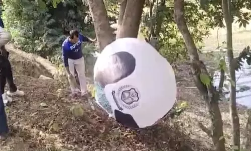 బంగ్లాదేశ్ నుంచి బెలూన్.. అస్సాంలో ల్యాండ్‌