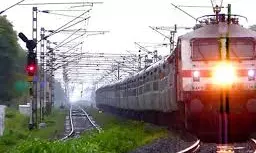 Sankranthi Return Rush: తిరుగుప్రయాణానికి ప్రత్యేక రైళ్లు.. పూర్తి టైమ్ టేబుల్ మరియు స్టాపింగ్స్ ఇవే!