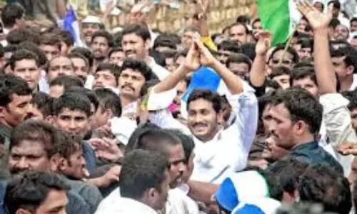 Perni Nani: జగన్ మళ్లీ పాదయాత్ర..వైసీపీ రోడ్‌మ్యాప్ ఇదే..!!