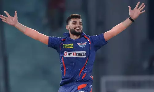 T20 World Cup 2026 : ఆఫ్ఘనిస్తాన్‎కు కోలుకోలేని దెబ్బ..వరల్డ్ కప్‎కు ముందే స్టార్ బౌలర్ వికెట్ డౌన్