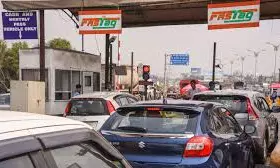 FASTag Alert: టోల్ గేట్ల దగ్గర ఇకపై అది కుదరదు.. ఏప్రిల్ 1 నుండి కొత్త రూల్స్!