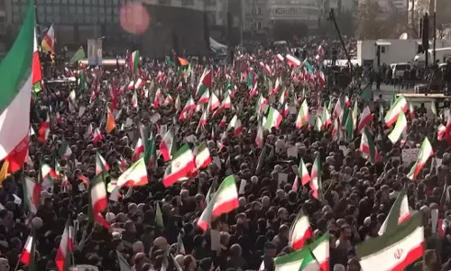 Israel-Iran Conflict: ఇజ్రాయెల్‌లోని భారతీయులకు కేంద్రం కీలక ఆదేశాలు.. ప్రయాణాలు వాయిదా వేసుకోవాలని సూచన!