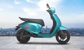 Bajaj Chetak C25 Review: సిటీ రైడింగ్‌కు కేరాఫ్ అడ్రస్.. బజాజ్ నుంచి చౌకైన ఎలక్ట్రిక్ స్కూటర్ వచ్చేసింది!