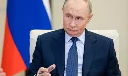 Putin Ready for Mediation: ఇరాన్, ఇజ్రాయెల్ నేతలతో రష్యా అధ్యక్షుడు కీలక చర్చలు!