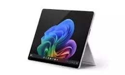 Amazon Republic Day Sale 2026: గేమింగ్ ప్రియులకు పండగే.. ల్యాప్‌టాప్‌లపై రూ.22,000 పైగా తగ్గింపు!