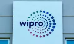 IT Hiring: విప్రో షాక్.. ఆఫర్ లెటర్స్ ఇచ్చి ఫ్రెషర్లను నడిరోడ్డుపై వదిలేస్తారా? కేంద్రానికి ఫిర్యాదు!