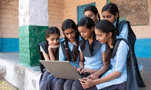 TS Inter Exams: ఇంటర్ విద్యార్థులకు గుడ్ న్యూస్.. ఆలస్యంగా వచ్చినా పర్లేదు! ఇంటర్ బోర్డ్ సంచలన నిర్ణయం.. పూర్తి వివరాలివే!