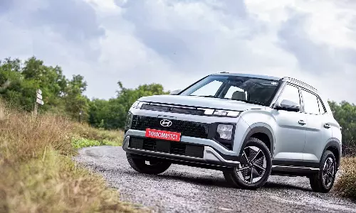 Creta EV features : టయోటా అర్బన్ క్రూయిజర్ ఎబెల్లా వర్సెస్ హ్యుందాయ్ క్రెటా ఈవీ: మీకు ఏ ఎలక్ట్రిక్ ఎస్‌యూవీ సరైన ఎంపిక?