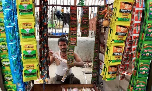 Tobacco Ban:  పొగాకు ప్రియులకు షాక్: గుట్కా, పాన్ మసాలాలపై ఒడిశా ప్రభుత్వం సంపూర్ణ నిషేధం!