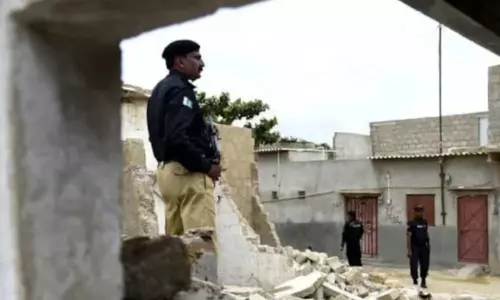 డ్యాన్స్‌ చేస్తూ ఎంజాయ్ చేస్తున్నారు.. ఇంతలో బాంబు పేలుడు: పెళ్లిలో మృత్యుఘోష.. ఒళ్లు గగుర్పొడిచే వీడియో వైరల్!