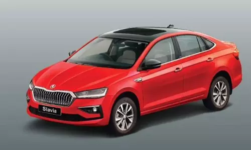 Skoda Slavia Facelift: స్కోడా స్లావియాకు కొత్త లుక్.. గ్రిల్, టెయిల్ లైట్ల డిజైన్‌, ఆటోమేటిక్ గేర్‌బాక్స్‌..!