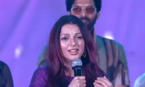 Bhumika Chawla: పవన్ కళ్యాణ్పై భూమిక ఆసక్తికర వ్యాఖ్యలు.. ఖుషి నుంచి డెప్యూటీ సీఎం వరకు! Bhumika Chawla: పవన్ కళ్యాణ్పై భూమిక ఆసక్తికర వ్యాఖ్యలు.. ఖుషి నుంచి డెప్యూటీ సీఎం వరకు!