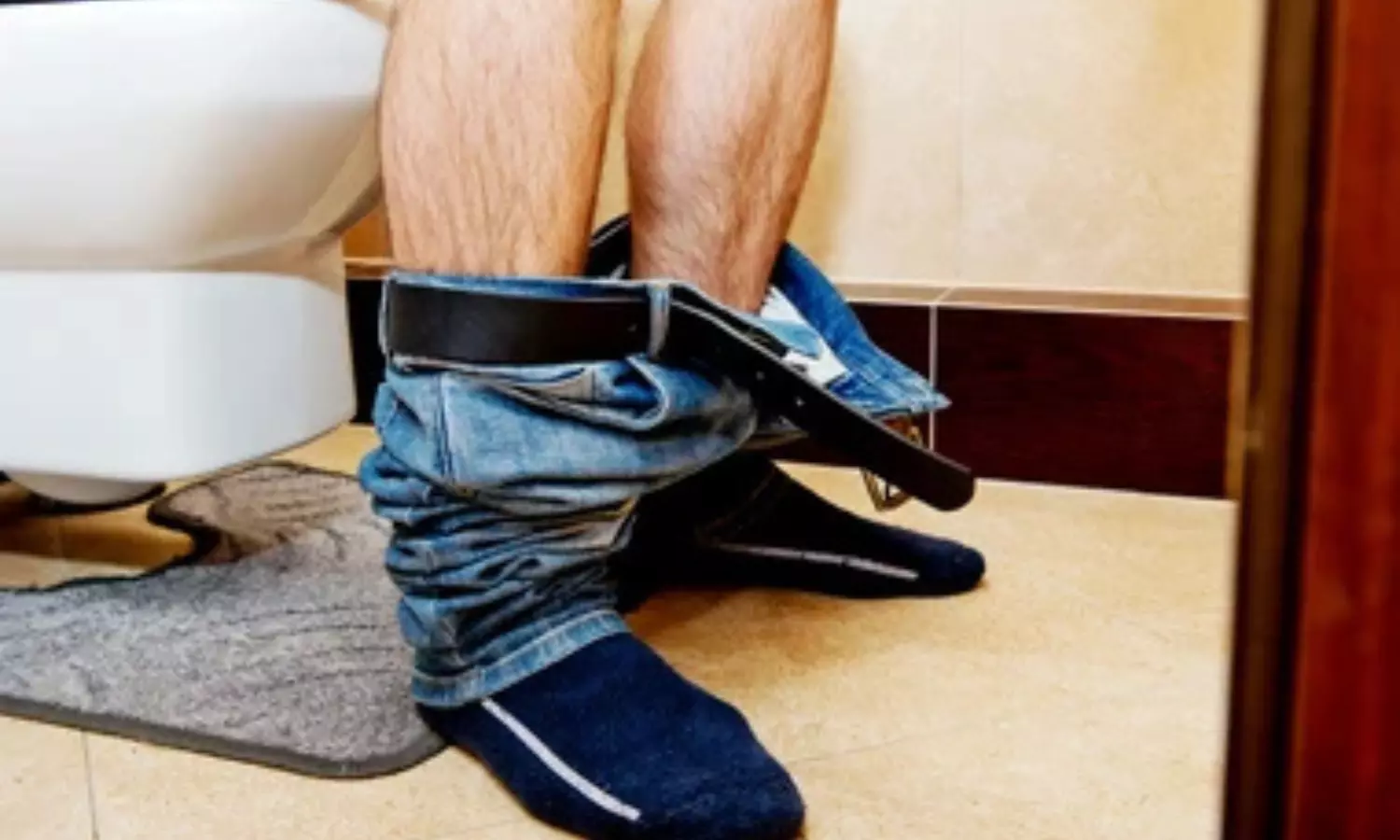 Viral Video: తన మలాన్ని అమ్మి రూ.లక్షలు సంపాదిస్తున్న యువకుడు.. ఇది సరదాకోసం కాదు! Viral Video: తన మలాన్ని అమ్మి రూ.లక్షలు సంపాదిస్తున్న యువకుడు.. ఇది సరదాకోసం కాదు!