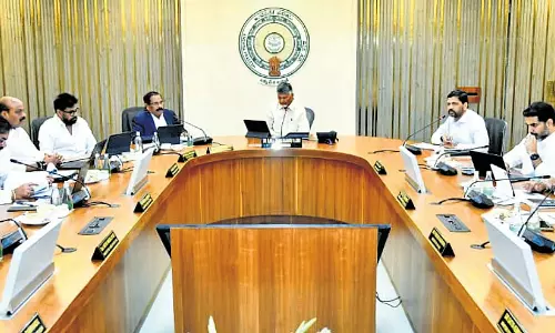 AP Cabinet: నేడు ఏపీ కేబినెట్ భేటీ..చంద్రబాబు మార్క్ నిర్ణయాలతో రాష్ట్రానికి కొత్త ఊపు AP Cabinet: నేడు ఏపీ కేబినెట్ భేటీ..చంద్రబాబు మార్క్ నిర్ణయాలతో రాష్ట్రానికి కొత్త ఊపు