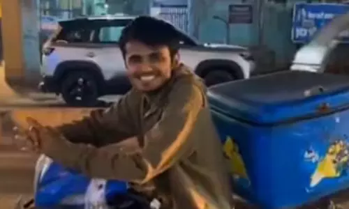 Viral Video: పాత స్కూల్ స్నేహితుడిని పిజ్జా డెలివరీ బాయ్‌గా చూసి యువతి చేసిన వీడియో వైరల్