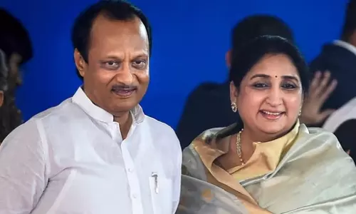 Sunetra Pawar: మహారాష్ట్ర రాజకీయాల్లో సంచలనం.. తొలి మహిళా డిప్యూటీ సీఎంగా సునేత్ర పవార్ ప్రమాణస్వీకారం!