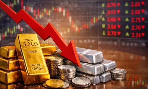 Budget 2026 Gold Rates: బడ్జెట్ వేళ బంగారం, వెండి ధరల్లో భారీ పతనం Budget 2026 Gold Rates: బడ్జెట్ వేళ బంగారం, వెండి ధరల్లో భారీ పతనం