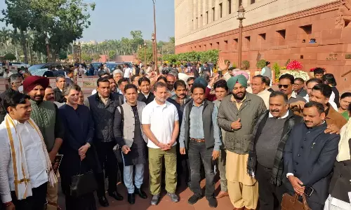 Rahul Gandhi: అమెరికాకు దేశాన్ని అమ్మేశారు.. మోదీ ఆర్థిక మూలాలే టార్గెట్! లోక్‌సభలో రాహుల్ గాంధీ సంచలన ఆరోపణలు