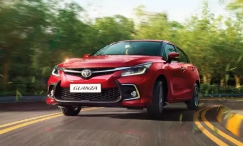 Toyota : కారు కొనాలనుకునే వారికి కోలుకోలేని దెబ్బ..భారీగా పెరిగిన టయోటా కార్ల ధరలు