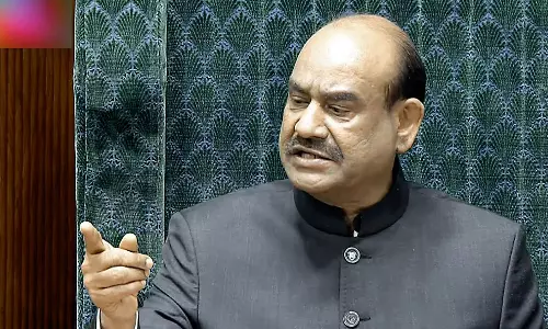 Lok Sabha: స్పీకర్‌ ఓంబిర్లాపై అవిశ్వాస అస్త్రం.. పార్లమెంట్‌లో ముదురుతున్న విపక్షాల పోరు!