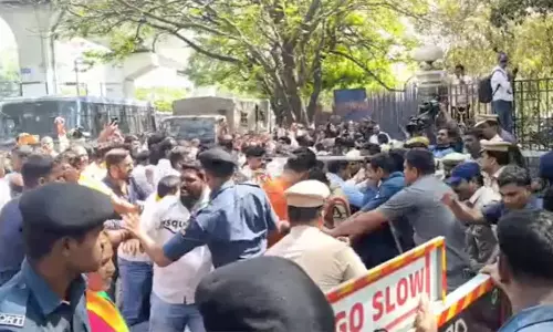 BJP: మక్తల్ బీజేపీ అభ్యర్థి ఆత్మహత్య సెగ.. డీజీపీ ఆఫీస్ ముట్టడితో రణరంగమైన లక్డీకాపూల్!