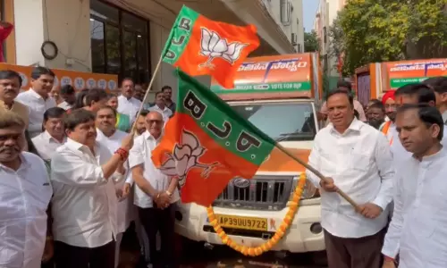 నిర్మల్, ఖానాపూర్‌లో బీజేపీ క్యాంప్ రాజకీయాలు