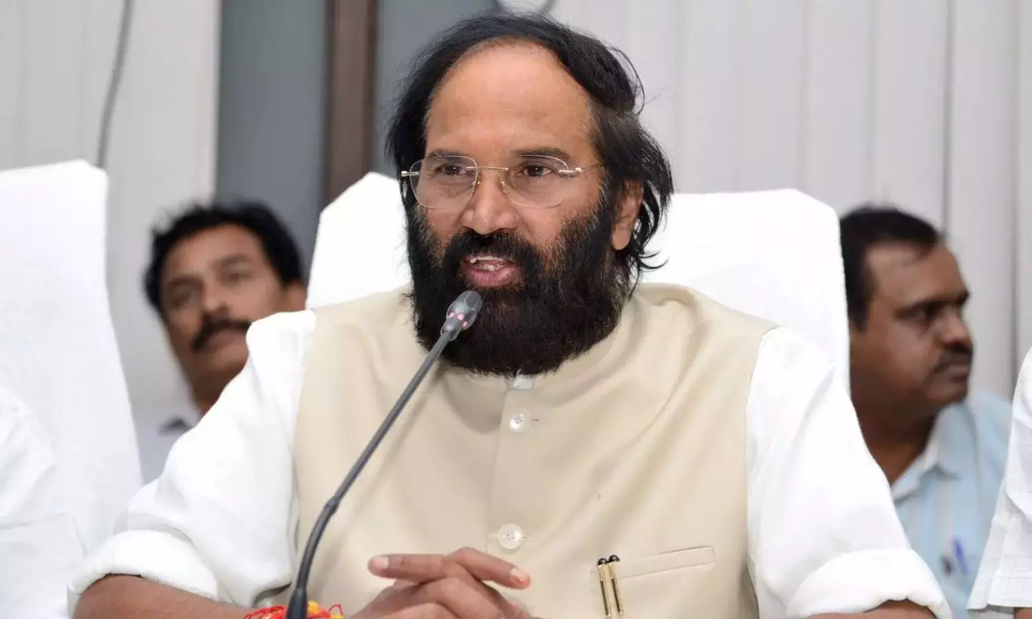 Uttam Kumar Reddy: తెలంగాణలో బీజేపీ ఆటలు సాగవు.. మున్సిపల్ ఫలితాలే ప్రభుత్వానికి నిదర్శనం Uttam Kumar Reddy: తెలంగాణలో బీజేపీ ఆటలు సాగవు.. మున్సిపల్ ఫలితాలే ప్రభుత్వానికి నిదర్శనం