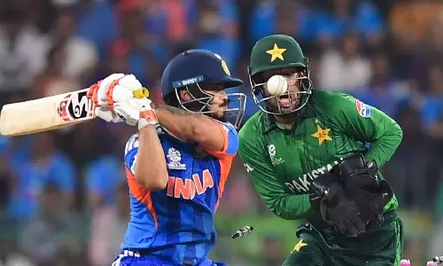 పాకిస్తాన్ U టర్న్ వాడేసిన ఢిల్లీ పోలీసులు.. పంచ్ మామూలుగా లేదుగా..