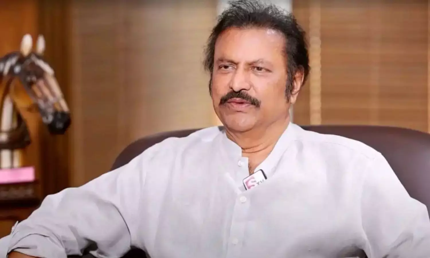 కిడ్నాప్ కేసు: మోహన్ బాబుకు హైకోర్టులో ఎదురుదెబ్బ.. స్టే ఇచ్చేందుకు నిరాకరణ! కిడ్నాప్ కేసు: మోహన్ బాబుకు హైకోర్టులో ఎదురుదెబ్బ.. స్టే ఇచ్చేందుకు నిరాకరణ!