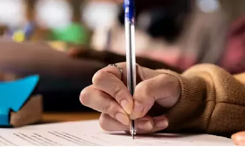 AP DSC 2026 Notification : ఏపీ నిరుద్యోగులకు ఉగాది బొనంజా..  డీఎస్సీ నోటిఫికేషన్ డేట్ ఫిక్స్!