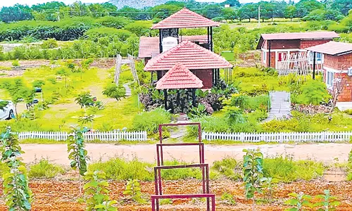 Telangana Farmhouse Policy : తెలంగాణలో ఫాంహౌస్లకు కొత్త రూల్స్.. ఇకపై ఇష్టమొచ్చినట్టు కడితే కుదరదు Telangana Farmhouse Policy : తెలంగాణలో ఫాంహౌస్లకు కొత్త రూల్స్.. ఇకపై ఇష్టమొచ్చినట్టు కడితే కుదరదు