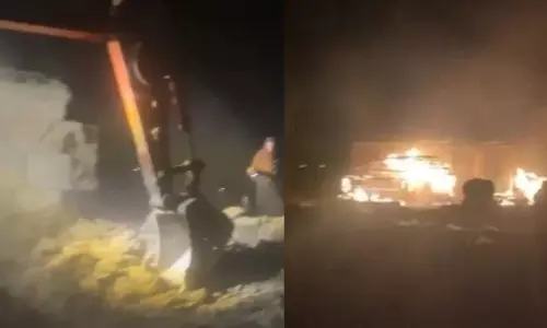 Pakistan Air Strikes : ఆఫ్ఘన్ గడ్డపై మారణహోమం..పాకిస్థాన్ దెబ్బకు కుప్పకూలిన భవనాలు..గాల్లో వందలాది మంది ప్రాణాలు Pakistan Air Strikes : ఆఫ్ఘన్ గడ్డపై మారణహోమం..పాకిస్థాన్ దెబ్బకు కుప్పకూలిన భవనాలు..గాల్లో వందలాది మంది ప్రాణాలు