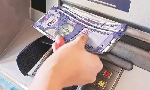 Cardless cash withdrawal