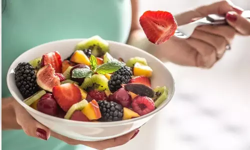 Health Tips: ఖాళీ కడుపుతో ఈ పండ్లను అస్సలు తినకండి.. ఎందుకో తెలిస్తే షాక్ అవుతారు!