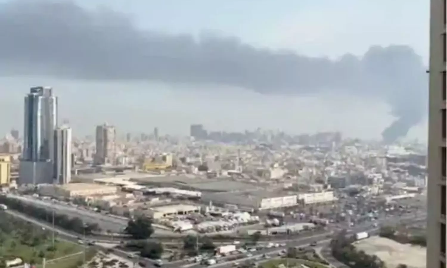 Iran-Israel war crisis: ఇరాన్ - ఇజ్రాయేల్ మధ్య యుద్ధం ముదురుతోంది. విమానయానాలకు తీవ్ర అంతరాయం ఏర్పడింది Iran-Israel war crisis: ఇరాన్ - ఇజ్రాయేల్ మధ్య యుద్ధం ముదురుతోంది. విమానయానాలకు తీవ్ర అంతరాయం ఏర్పడింది