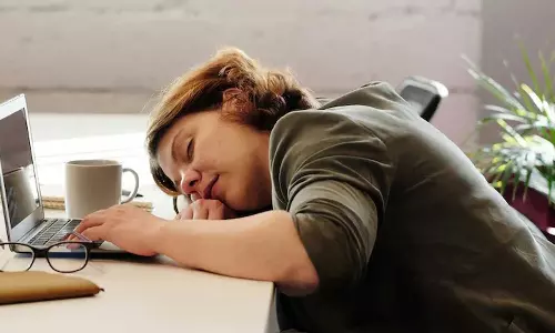 Health Tips: తిన్న వెంటనే నిద్ర వస్తుందా? అసలు కారణం ఇదే! Health Tips: తిన్న వెంటనే నిద్ర వస్తుందా? అసలు కారణం ఇదే!