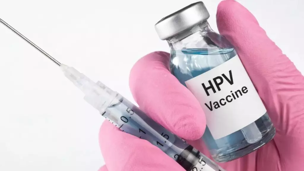 HPV Vaccine: HPV Vaccine: 9-14 ఏళ్ల వయసులోనే హెచ్పివి టీకా ఎందుకు వేయించాలి? నిపుణులు ఏం చెబుతున్నారంటే! HPV Vaccine: HPV Vaccine: 9-14 ఏళ్ల వయసులోనే హెచ్పివి టీకా ఎందుకు వేయించాలి? నిపుణులు ఏం చెబుతున్నారంటే!