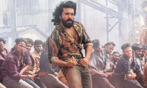 Ram Charan: రామ్ చరణ్ పెద్ది మూవీ సెకండ్ సింగిల్.. రామ్ చరణ్ డాన్స్ మ్యాజిక్ తో ఫాన్స్ కు పూనకాలు Ram Charan: రామ్ చరణ్ పెద్ది మూవీ సెకండ్ సింగిల్.. రామ్ చరణ్ డాన్స్ మ్యాజిక్ తో ఫాన్స్ కు పూనకాలు